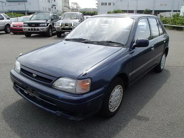 Toyota Starlet (EP82, EP85, NP80) 4 поколение, 2-й рестайлинг, хэтчбек 5 дв. (05.1994 - 11.1995)